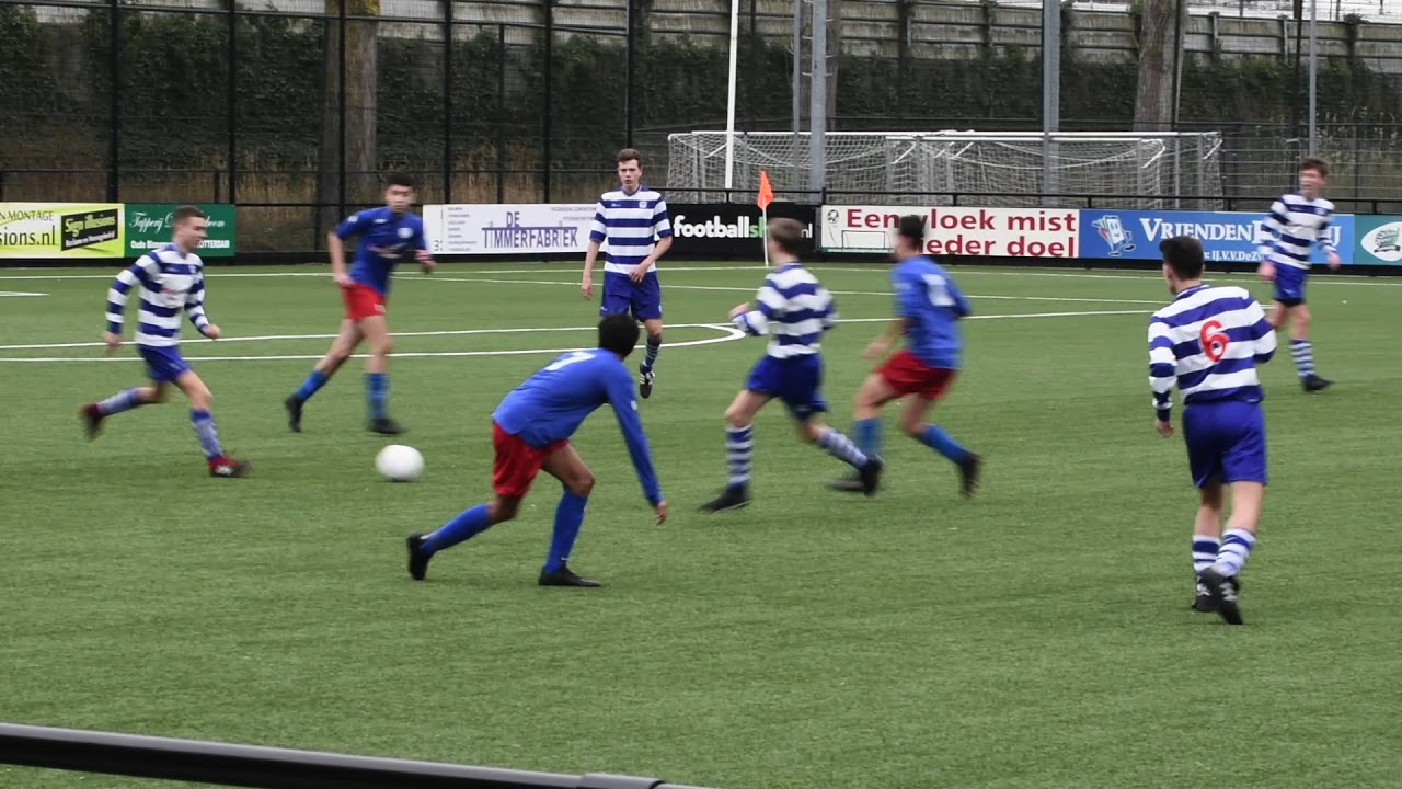 Zwervers IJVV JO17-1 - OLIVEO JO17-1 competitie jeugdvoetbal wedstrijd