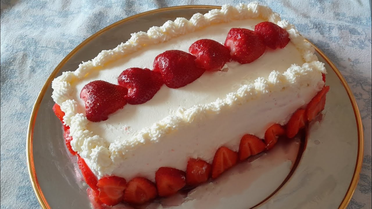 Tronchetto alle fragole senza cottura