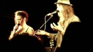 Amanda Palmer - Living on a prayer (La Boule Noire, Paris) 23/10/08