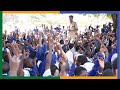 AFANDE AMJADI, AZINGIRWA NA KUNDI LA WANAFUNZI, ALAZIMIKA KUTOA ELIMU DHIDI YA UKATILI KWA WATOTO