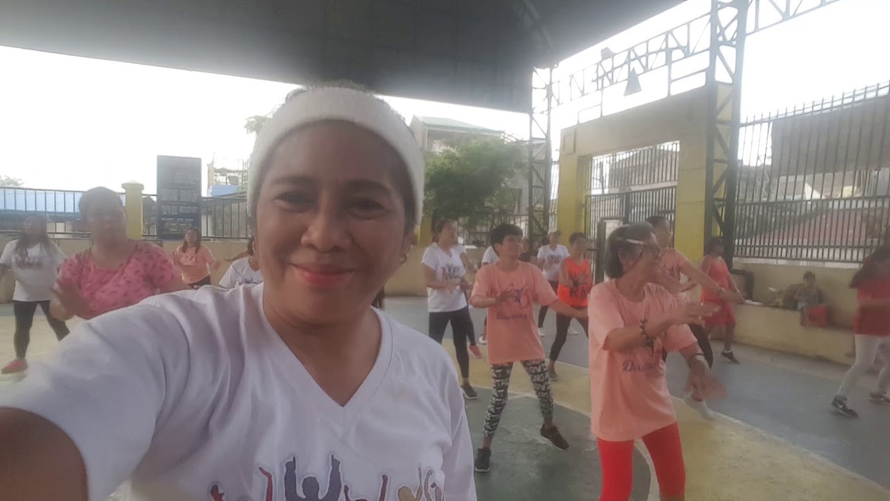 Zumba gold at olosha 3 dancing in the street