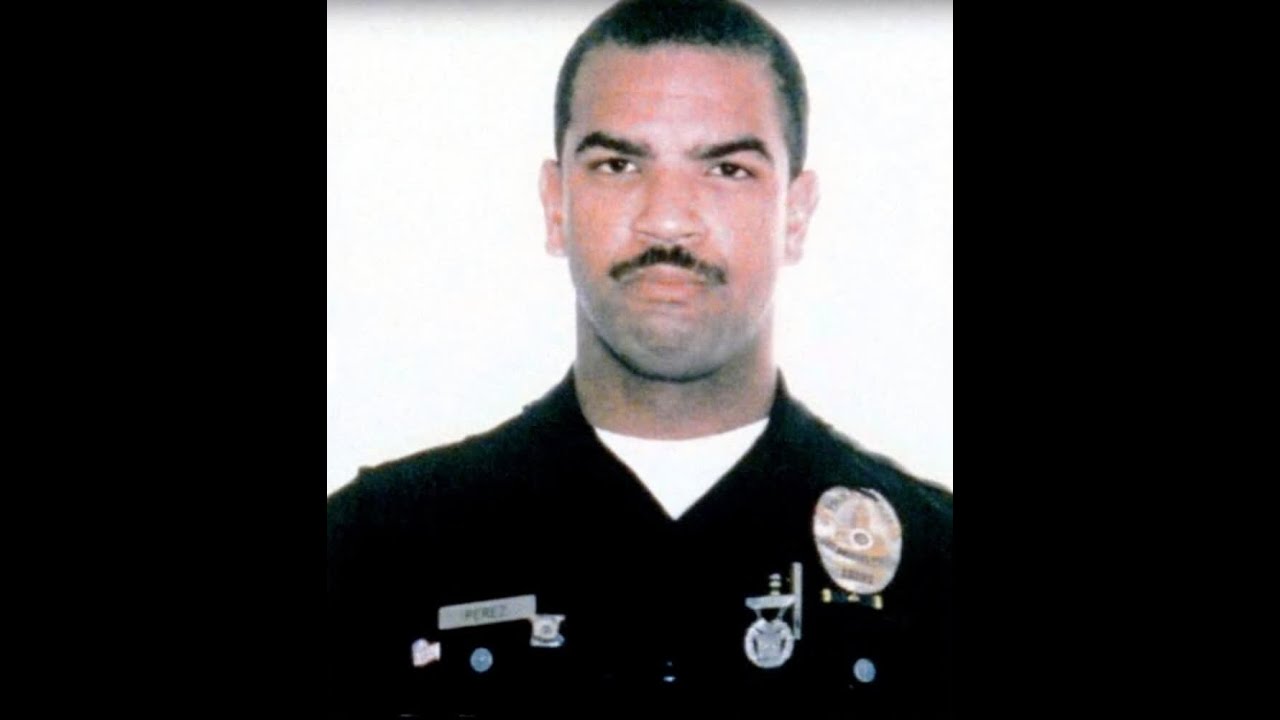 Hidden Stories Unfolded in Rare Historical Photos