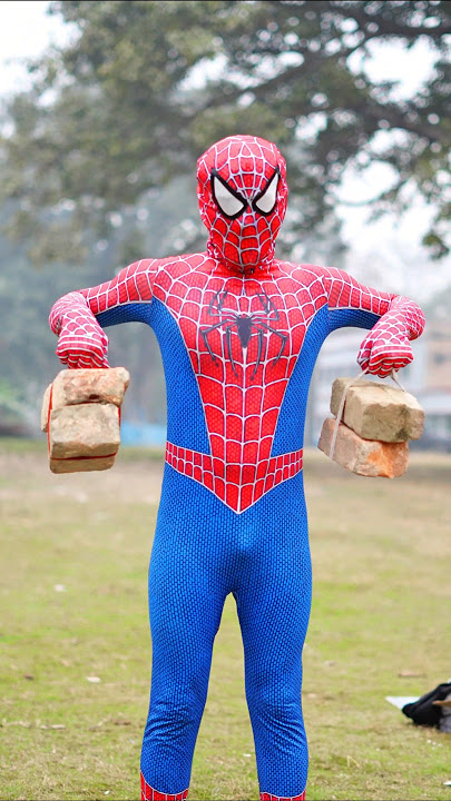 SASTA SPIDERMAN 🕸️ VS KRRISH 🤣 #spiderman #krrish #comedy @ruturaj_vfx @MrBeast