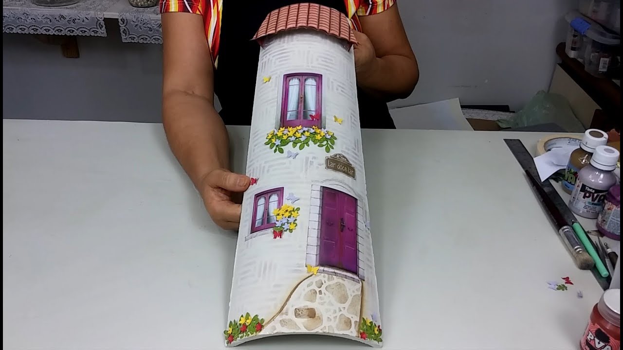 Aprenda a Decorar telha com Papel e Stencil  - Artesanato