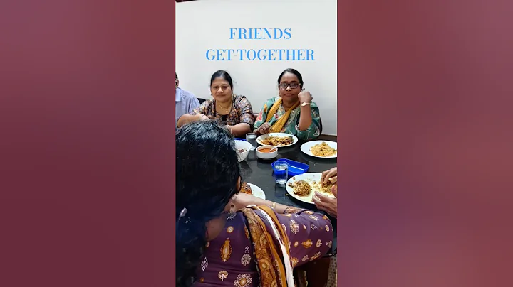 FRIENDS GET-TOGETHER / FRIENDSHIP / CLASSMATE / SCHOOL FRIEND / BEST FRIEND / OLD FRIEND / LUNCH /