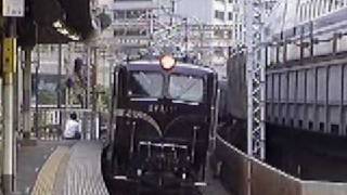EF58 61[田]+24系宮原車+EF66 46[関]　新橋[1]