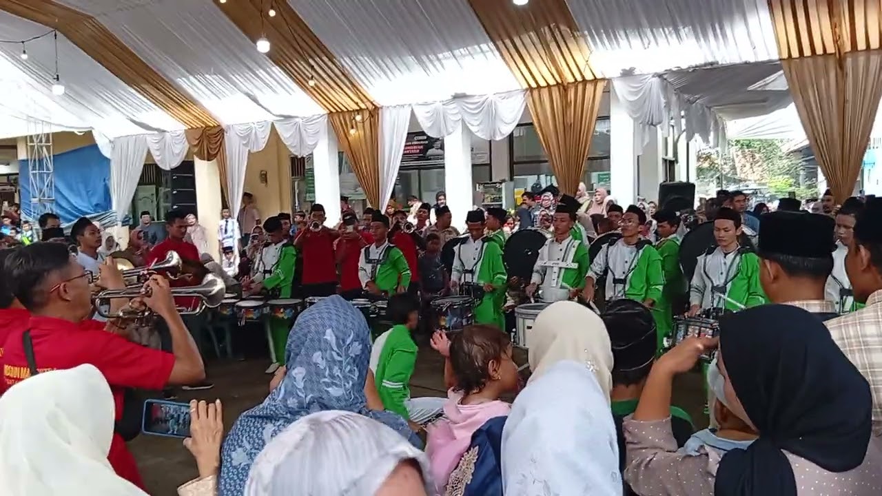 Marching band acara imthihan At tarbiyatul Wathoniyah Patwa mertapada cirebon