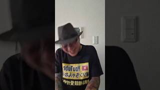 【サトネが受けた仕打ち🤣】#爆笑 #goose #笑える #楽しい #お笑い #おもしろ #おもしろ動画 #面白い #おもしろい #ドッキリ #奇跡 #癒し #ほっこりする話 #鳥 #動物 #泣ける話｜狂育番組🇯🇵梶ソンちゃんねる