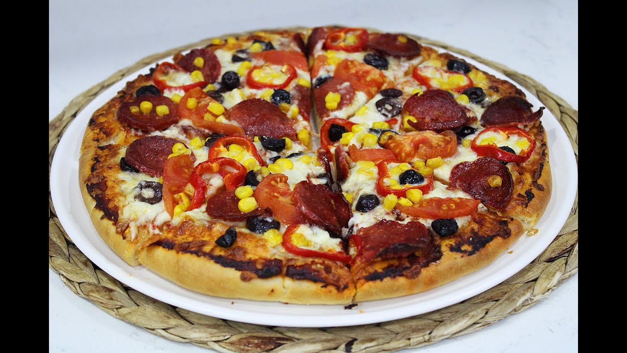 BOL MALZEMELİ PİZZA TARİFİ ????DIŞARIDA YEMEYE SON ????İSTER DONDURUCUYA AT İSTER HEMEN YE ✅ KARIŞIK PİZZA
