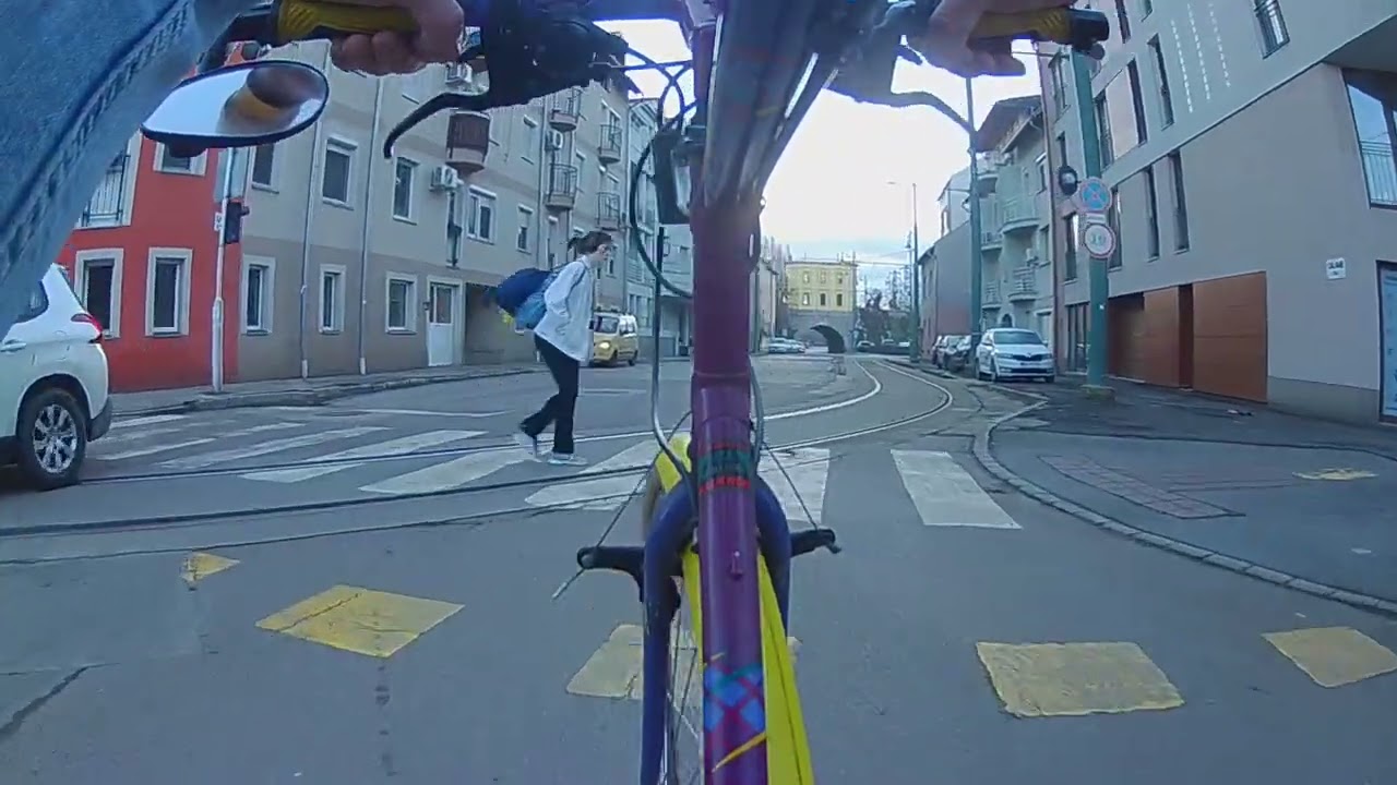 Kerékpározás Szegeden - Klebersberg telepről Szőregre