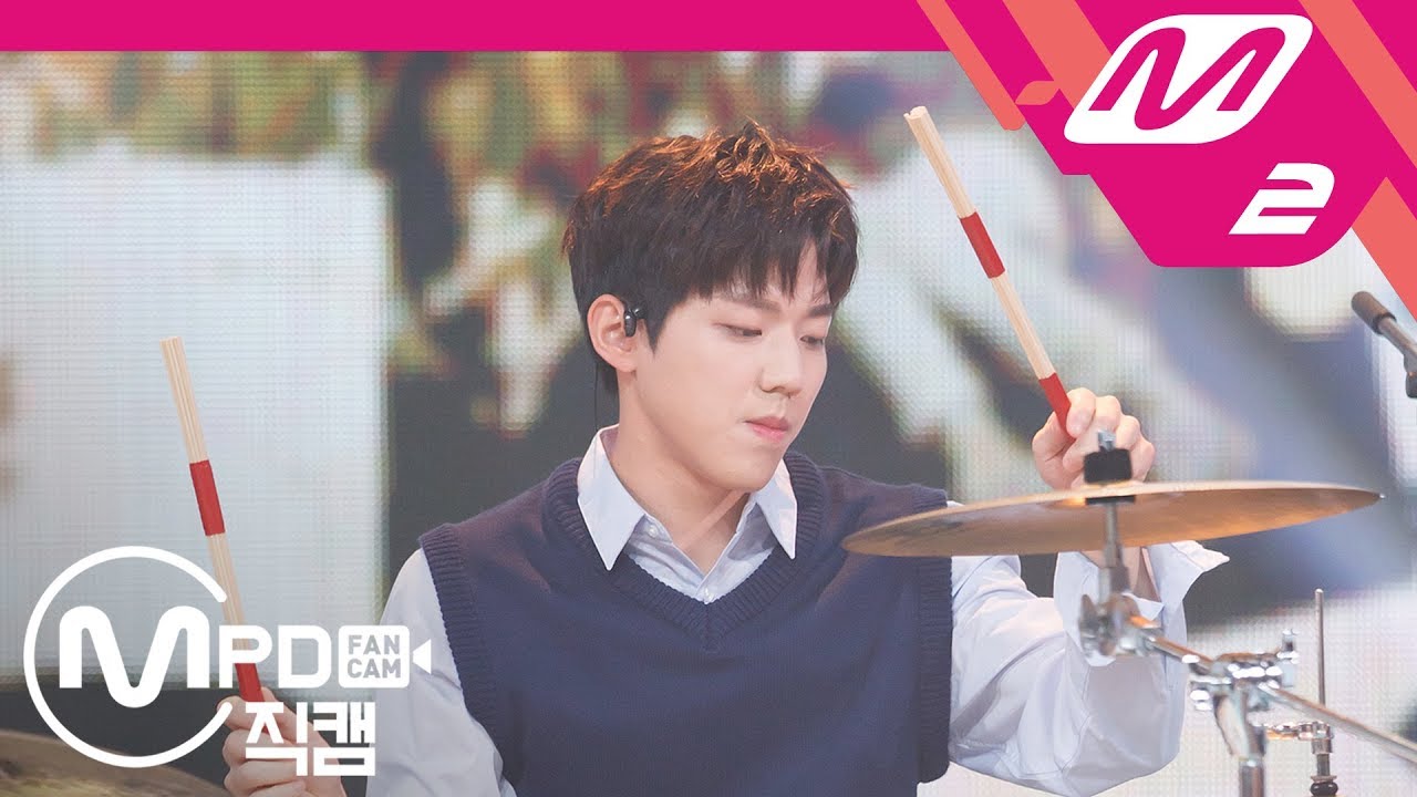 [MPD직캠] 데이식스 도운 직캠 ‘Beautiful Feeling’ (DAY6 Dowoon FanCam) | @MCOUNTDOWN_2018.10.04