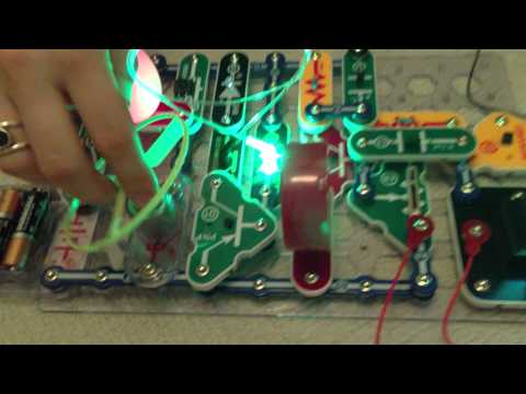 toyportfolio.com review of SNAP CIRCUITS LIGHT KIT.MOV