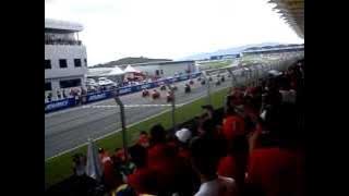 Moto GP Starting Race terakhir marco simoncelli di Sircuit Sepang Malaysia...!!!