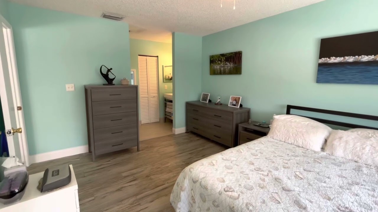 5874 SW 97th Terr, Cooper City, FL 33328