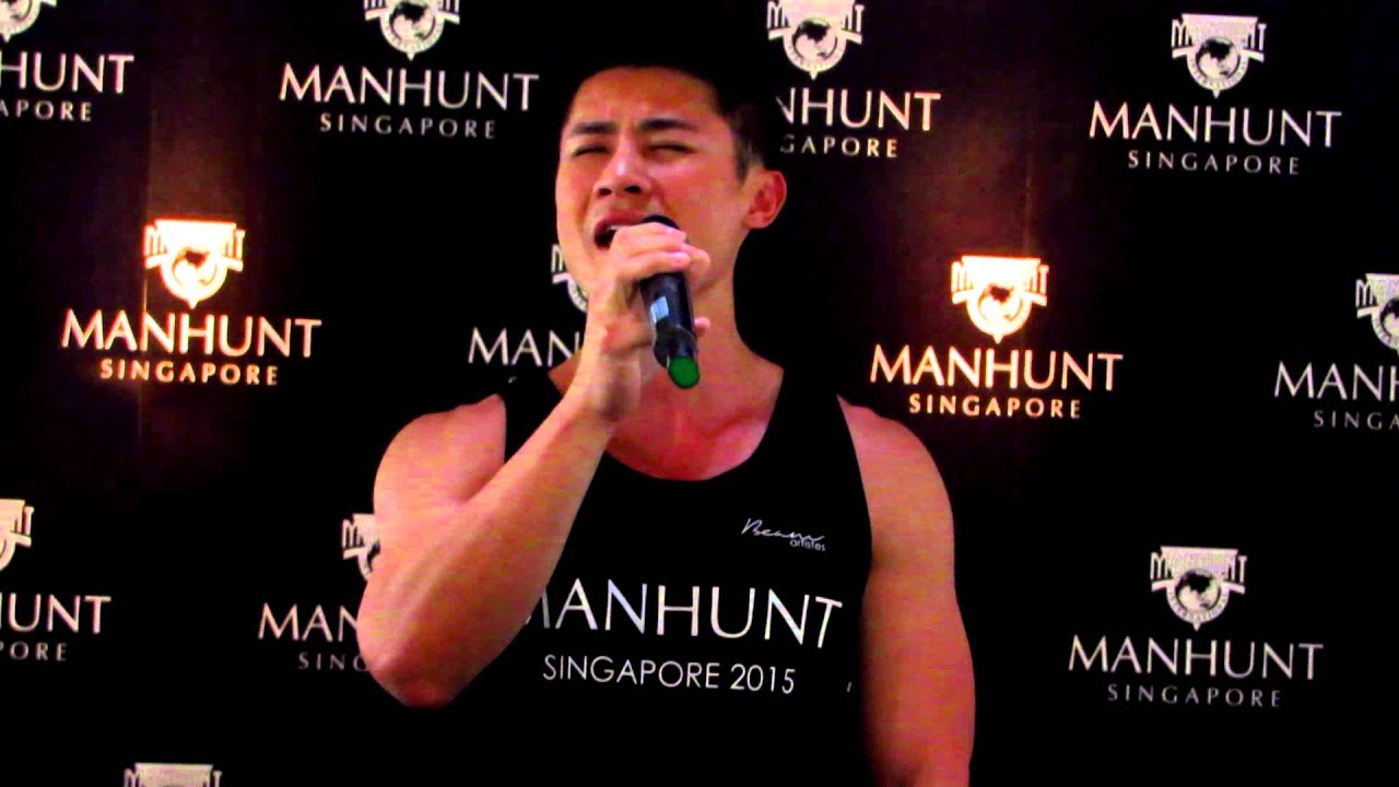 Ron Kou Seranades The Crowd With "想你的夜"