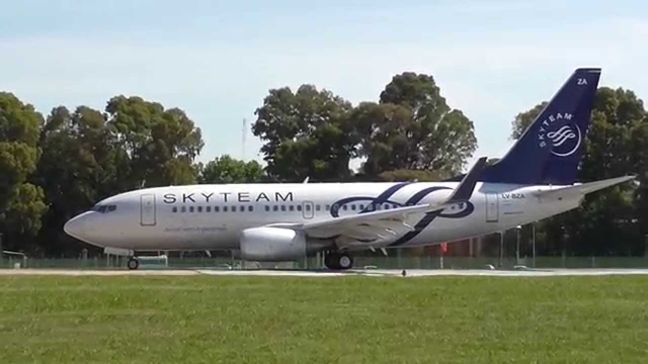 Aerolineas Argentinas Boeing 737 700 Despegue Aeroparque