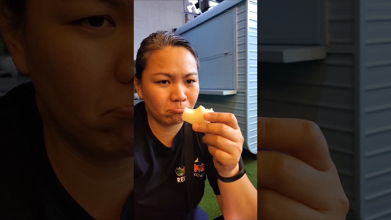 Taste Test: Fluffy's Vietnam Dessert Challenge!