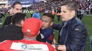 Messi Y Neymar Fueron Agredidos Durante La Invasión