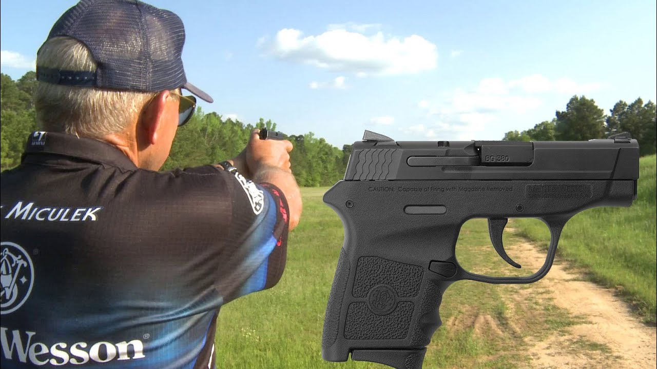 INCREDIBLE 200 yard shot with a .380 M&P Bodyguard! #380reasons shooting in dc