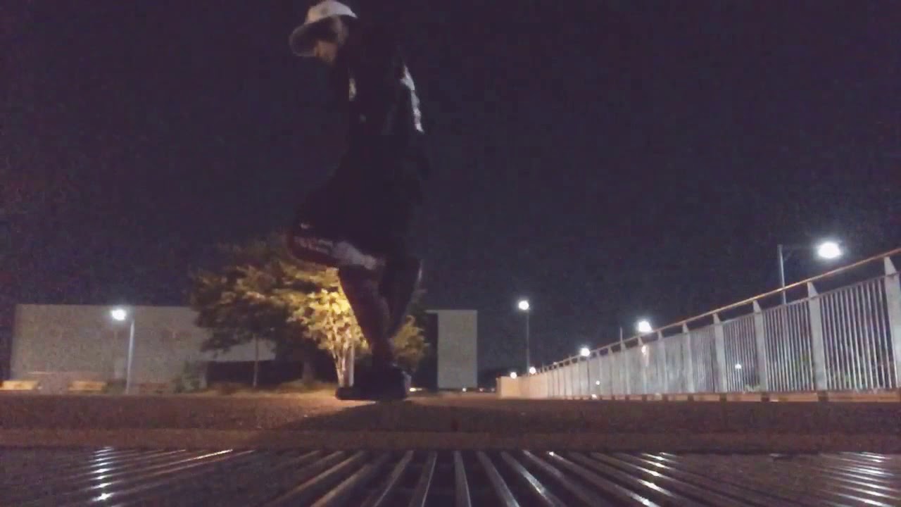 Shuffle dance training Pt.1