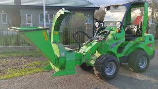 Avant 635 and CH100 wood chipper testing