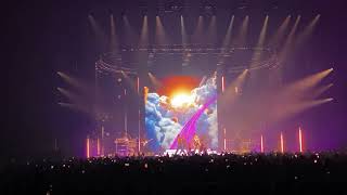 Bruxelles je t'aime - Angèle - Montréal 29-Apr-2023 - Concert - Nonante-Cinq - Bell Centre