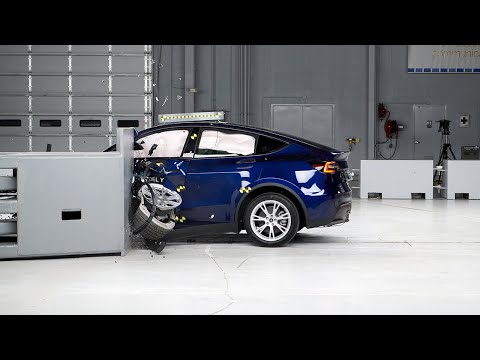 2021 Tesla Model Y driver-side small overlap IIHS crash test