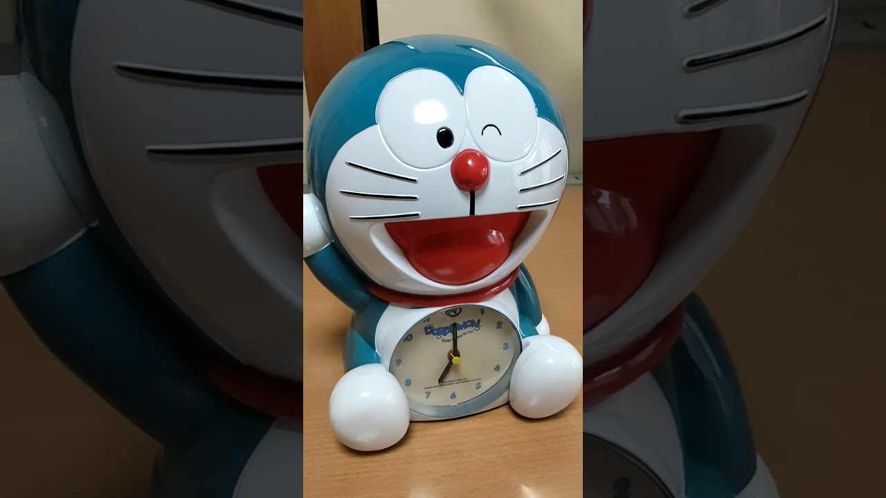 朝からうるさいドラえもんの目覚まし時計 - YouTube