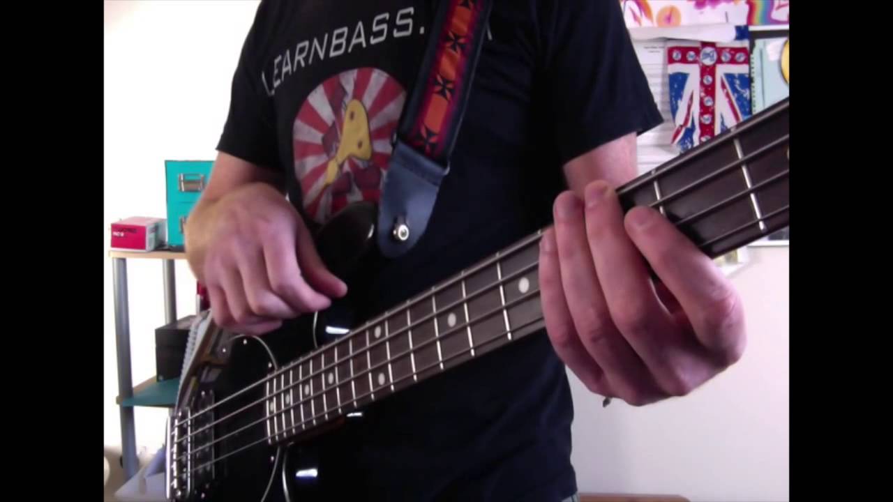 Playing Bass with three fingers A Bass lesson everyday 80 YouTube