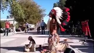 Merdu nya suara Seruling suku Indian.Suku Asli yang pertama kali mendiami amerika