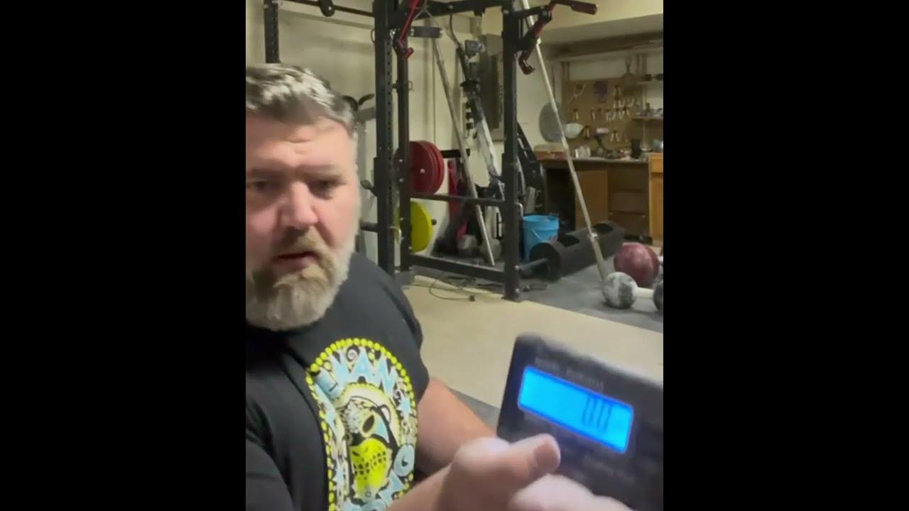 Oval Lift Michael Wilfong with 35,10kg - YouTube