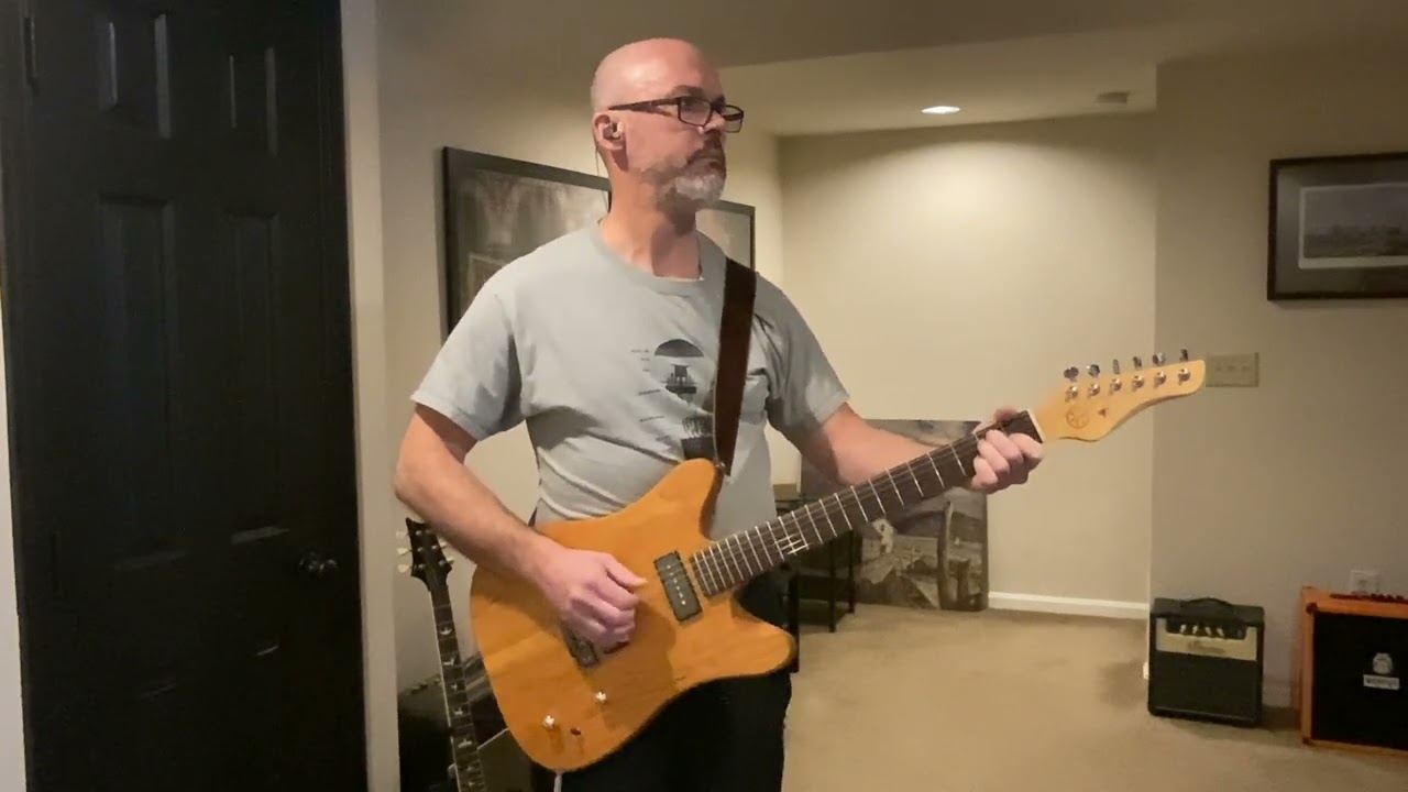 Smokestack Lightning -  Howlin' Wolf