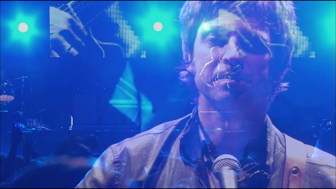 オアシスの2009年フジロックライブ映像を上映、グッズ付き入場券も販売