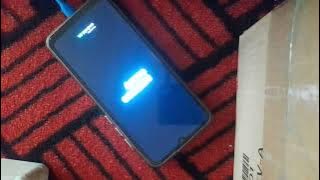 How to Turn on a Dead Phone Due to a Dead Battery