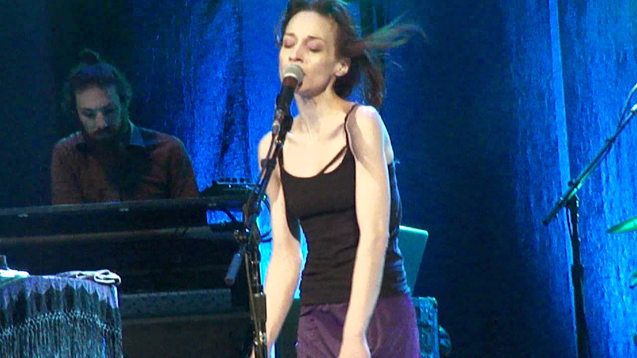 4 - Paperbag - Fiona Apple - Ithaca, NY - June 19, 2012