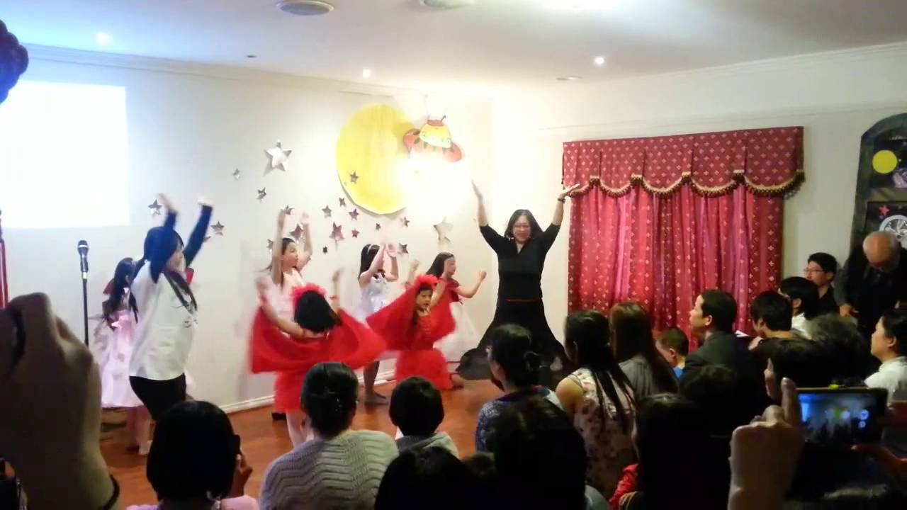 Mid Autumn Performance - YouTube