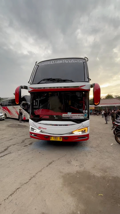 PESONA BUS TINGKAT MEWAH JKT-MALANG #bus #mtrans #tentrem #viralshorts #fyp #viralvideo