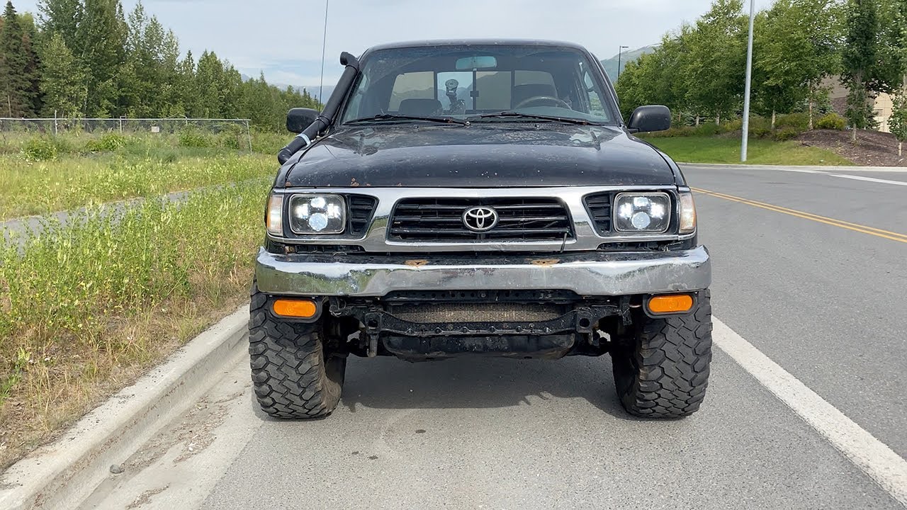 HOW TO WIRE TOYOTA PICKUP LED HEADLIGHTS | PLUG- N- PLAY - YouTube