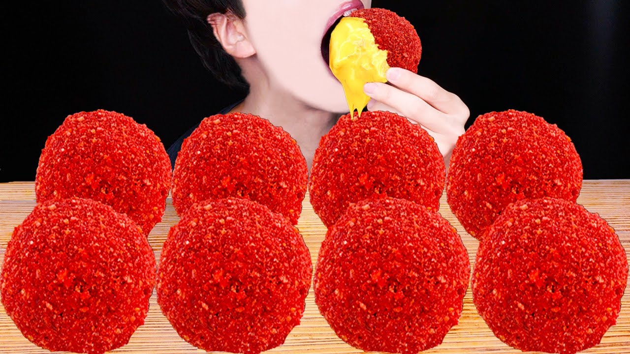 ASMR HOT CHEETOS GIANT CHEESE BALLS FIRE SAUCE COOKING MUKBANG 치토스 대왕 치즈볼 먹방 EATING SOUNDS