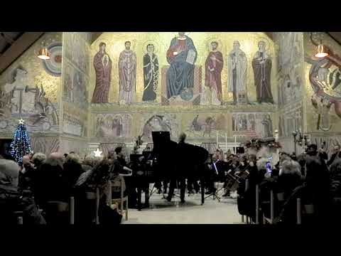 Видео: Kozheluch Concert for Piano 4 Hands & Orchestra B-dur - Liubov Gromoglasova, Sergey Kuznetsov