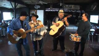 Los Texmaniacs - "Por una mujer casada (Because of a Married Woman)" [Live at Ruben's Place] chords