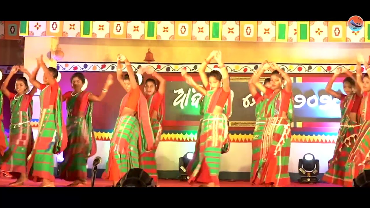 Kuli hopon inj janam enaSantali record dance Kiss Student  Bhubaneswar 2020