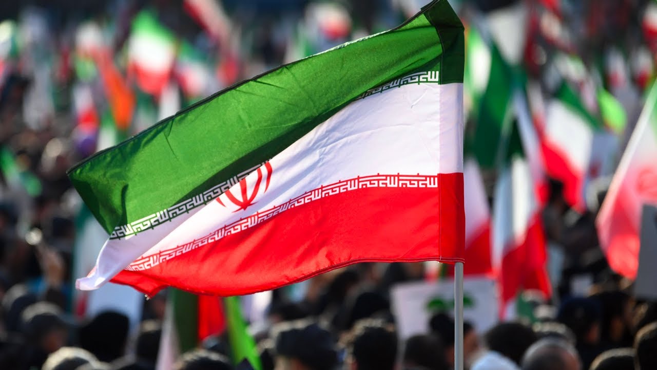 Iran : "Toute la gauche est alignée sur notre grande intellectuelle Sandrine Rousseau"(F.O Giesbert)
