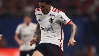 Até de joelho ele faz gol: Pedro classifica o Flamengo em noite de má atuação. LIVE