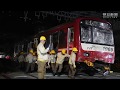 京急 事故車両を手で押し撤去 午後に運転再開 京急 事故車両を手で押し撤去 午後に運転再開