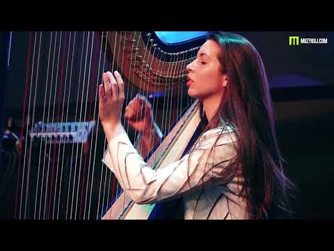 Lara Somogyi  Roland NAMM SHOW HARP Performance