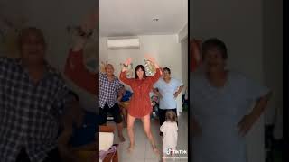 Katharina Damm Baila el ahi Challengue de Nfasis Katharina Damm Baila el ahi Challengue de Nfasis