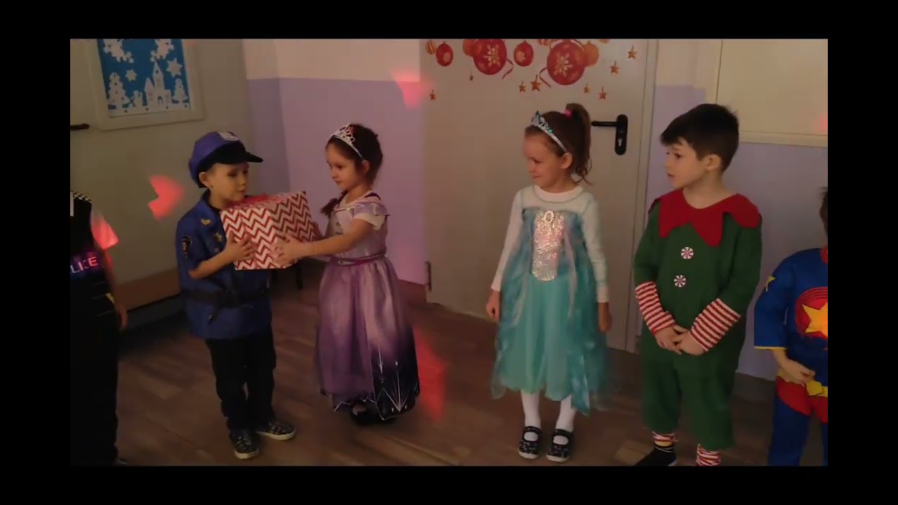 Bal choinkowy z elfami w Przedszkolu nr 5 w Sokółce