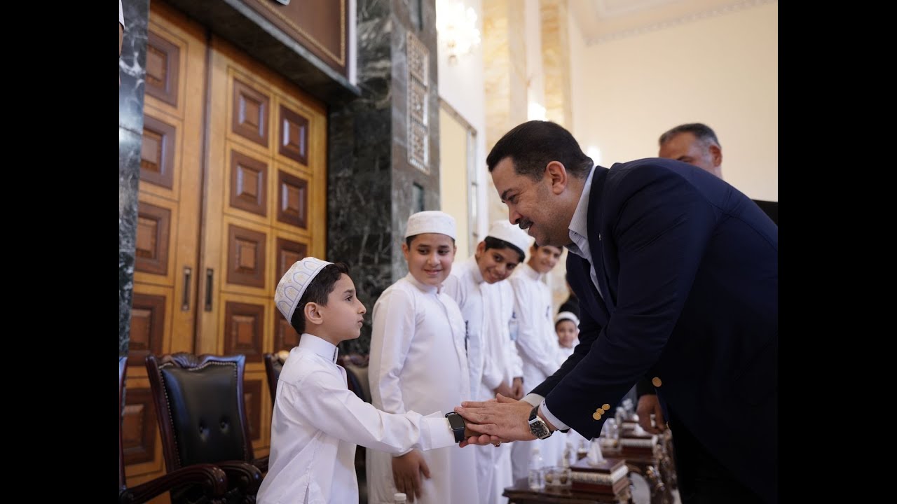 رئيس مجلس الوزراء السيد محمد شياع السوداني يستقبل عددا من حفظة وقرّاء القرآن من مختلف محافظات العراق