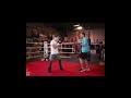 Proper footwork when moving when jabbing! #boxing #artofboxing footwork #jabbing